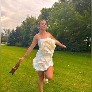 Cream/ivory 3D rose dress with corset back!